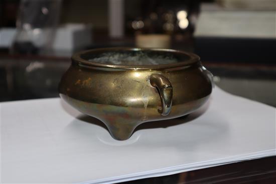 A Chinese bronze tripod censer, 19th century diameter 12cm